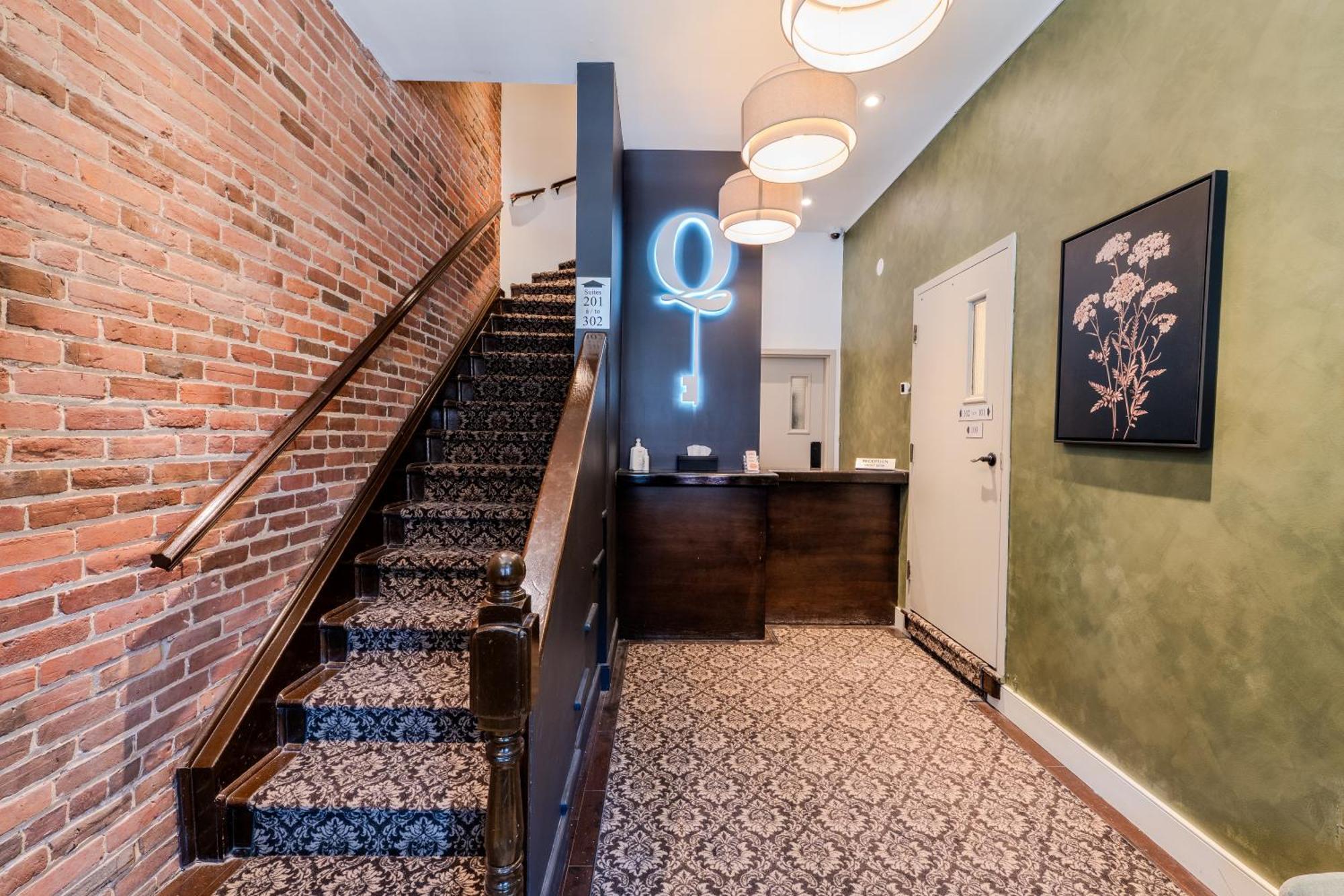 Self Check-in Boutique - Quartier Latin - 202 * Montréal